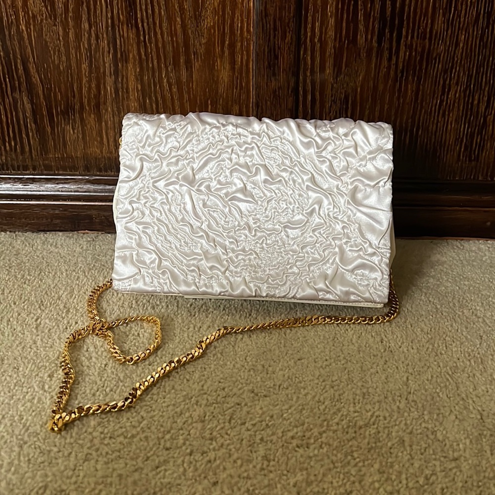 Vintage Valentino Garavani Night Label Clutch with good chain